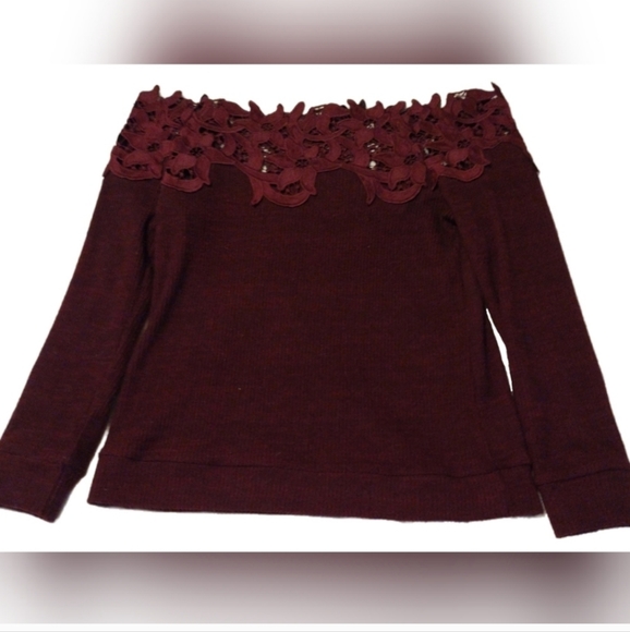 BUCKLE BLACK OFF THE SHOULDER TOP WOMEN'S SIZE L - Picture 4 of 9